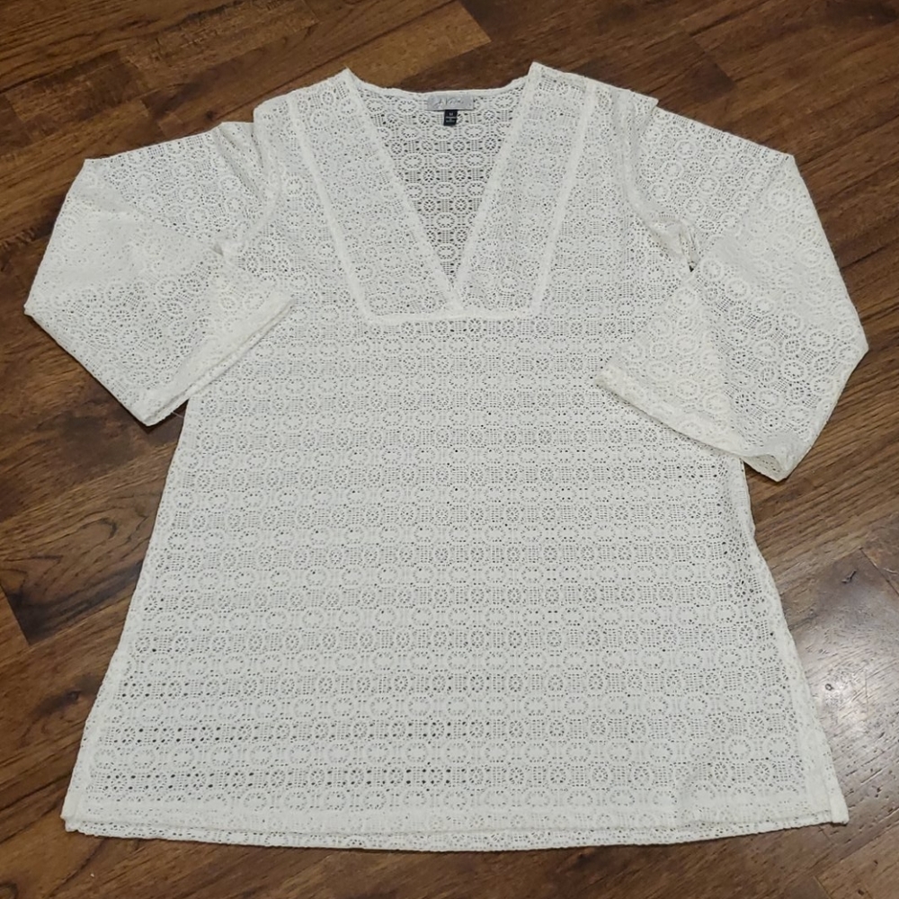 Womens ivory swimsuit cover up size M